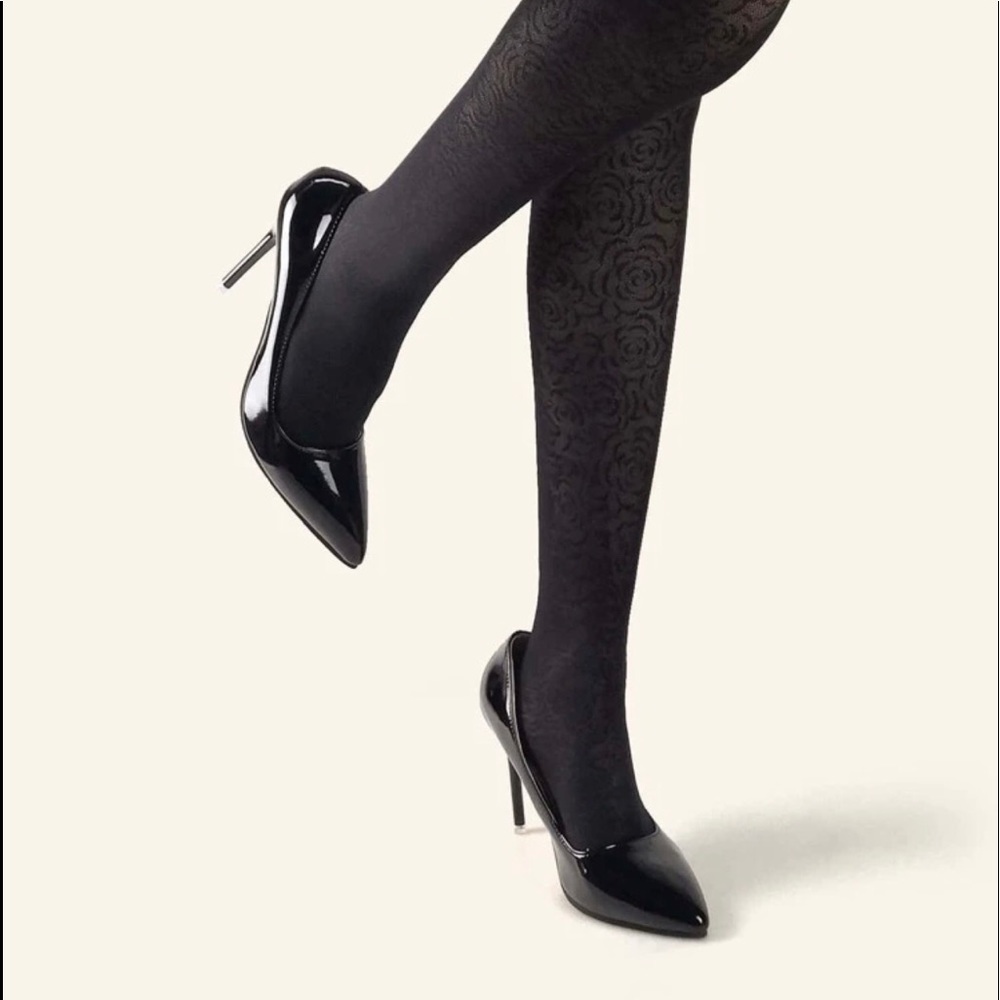 Beautiful Flower Pattern Mesh Tight - Picture 1 of 4